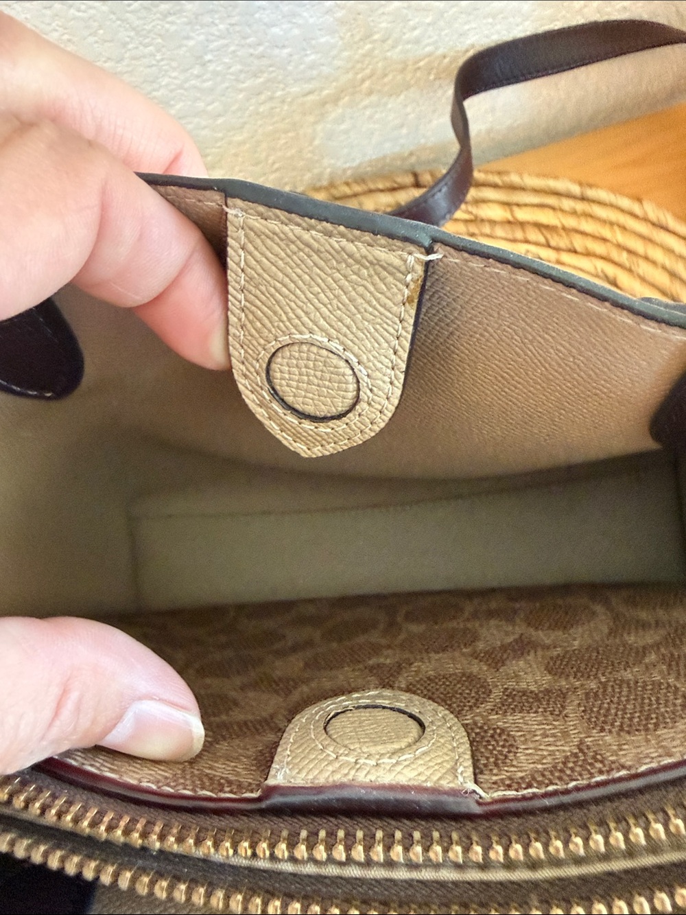 Coach Pebbled Leather Tote in Chalk with Dark Brown Handles - Picture 6 of 8